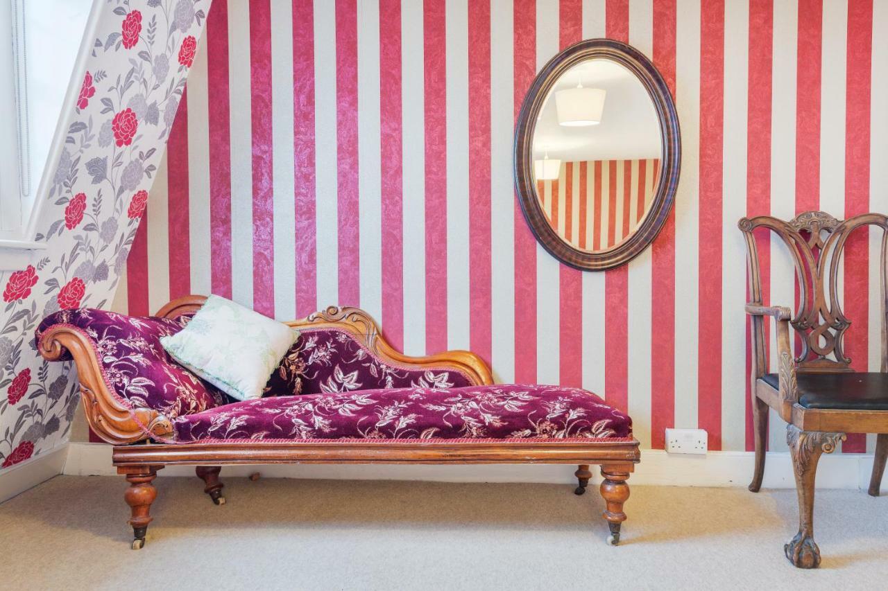 The Wonderland Townhouse - Alice In Wonderland 7Bdr Home Bath Zewnętrze zdjęcie